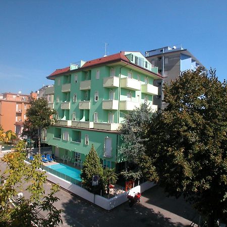 ريميني Residence Eurogarden المظهر الخارجي الصورة